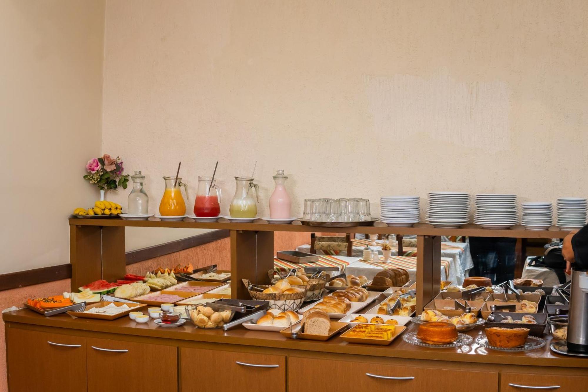 Hotel Colonial เซาโลว์เรงโซ ภายนอก รูปภาพ